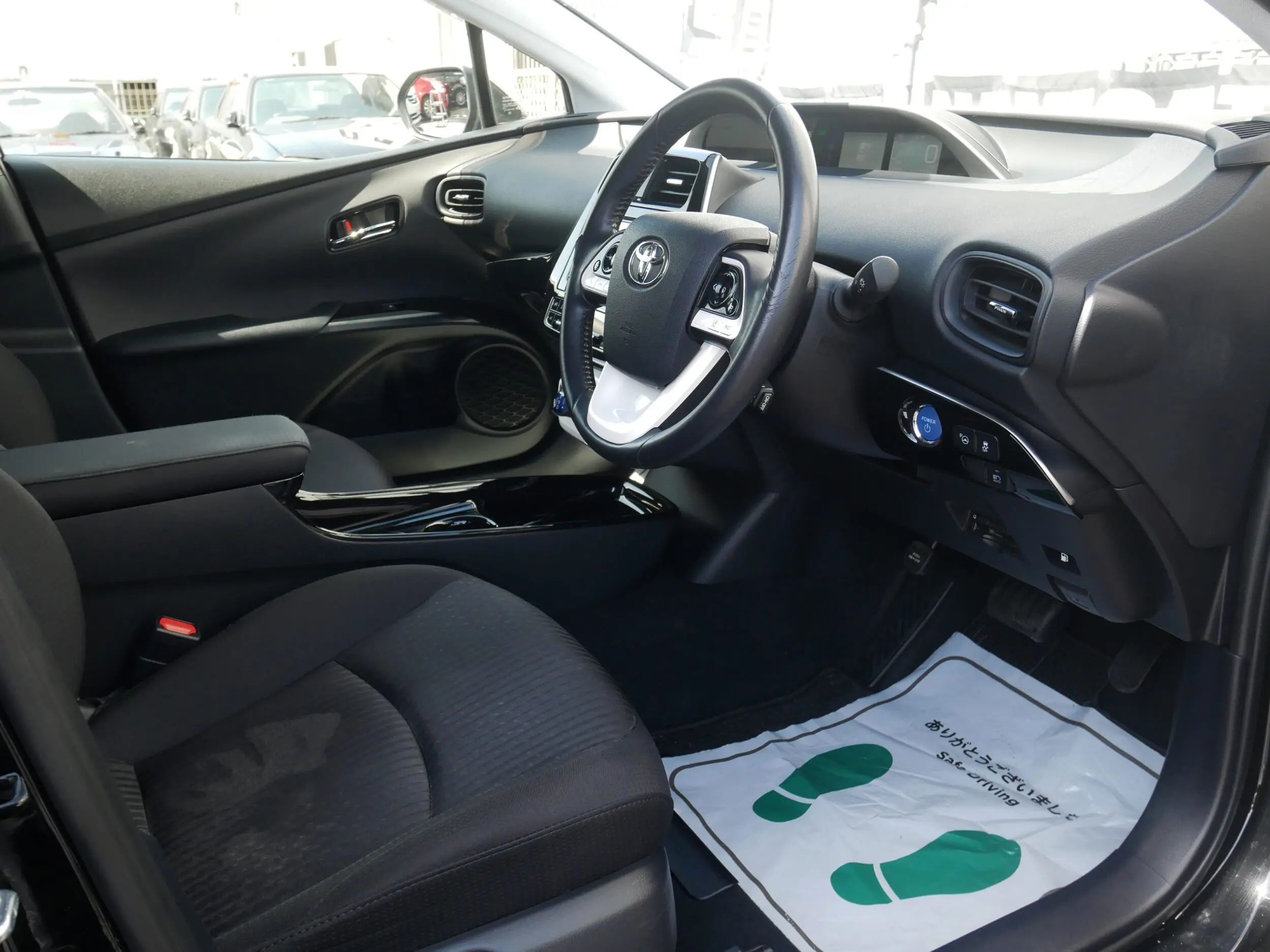 トヨタ 50プリウス Sセーフティプラス/黒/2018年式 | プリウス専門店の